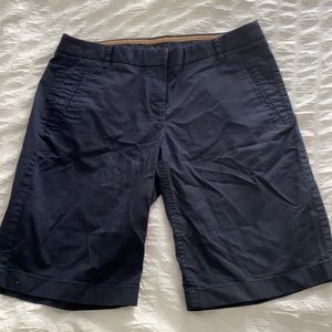 Jcrew size 6 stretch Bermuda shorts